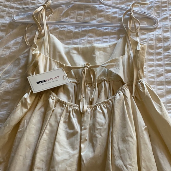 FashionNova Vintage Dress✨ - Picture 2 of 5